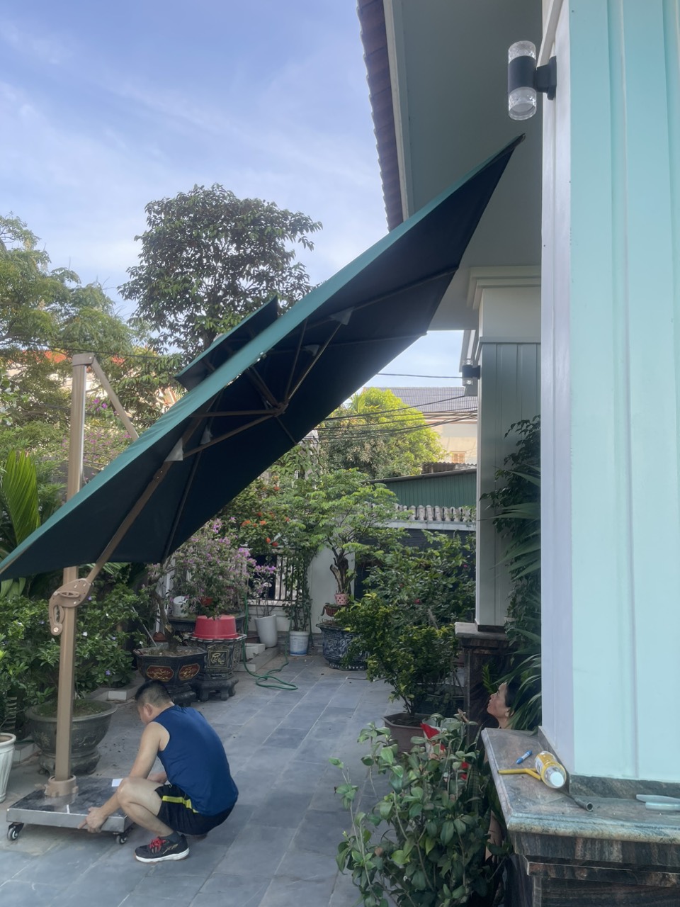 Dù hòa phát lệch tâm vuông 3m hợp kim nhôm xoay 360 màu xanh