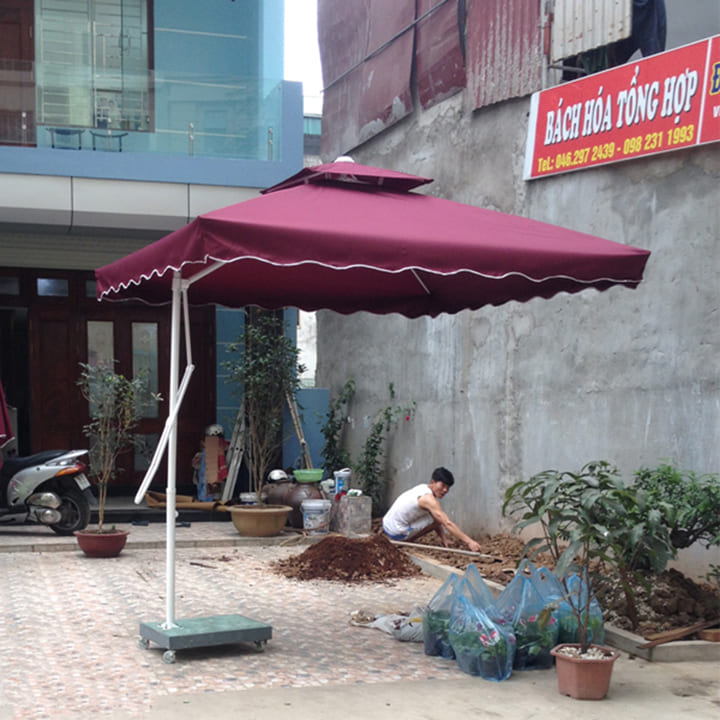 Ô dù hòa phát lệch tâm vuông 2m5 màu đỏ